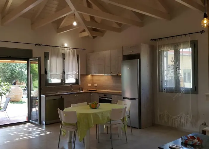 Casa Rossa 别墅 佩萨达