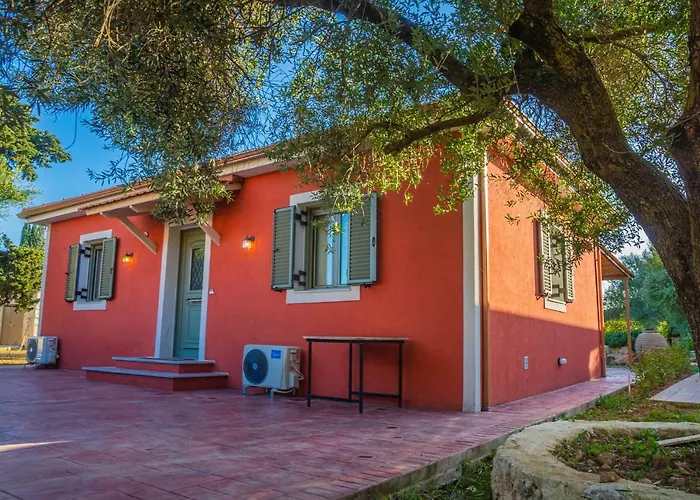 Villa Casa Rossa Pesádha