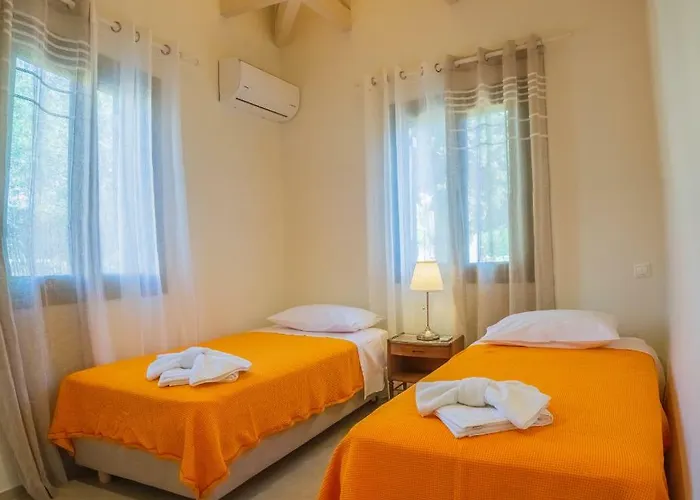 Casa Rossa 别墅 佩萨达